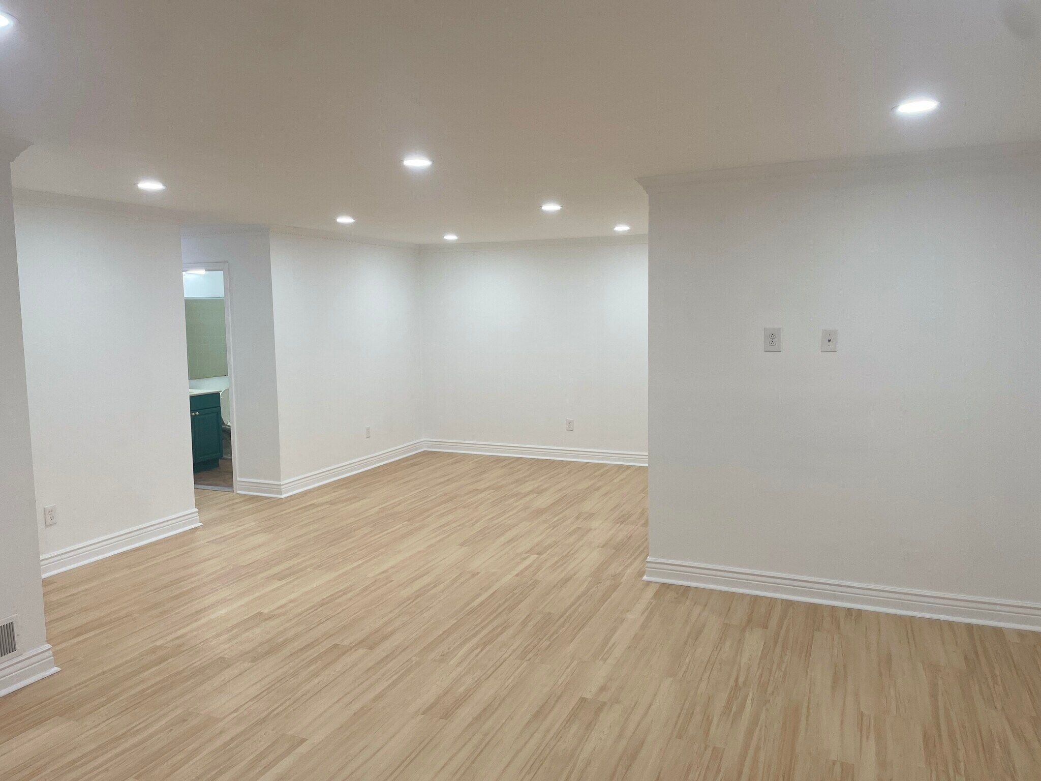 Dining Area - 41 Walnut St