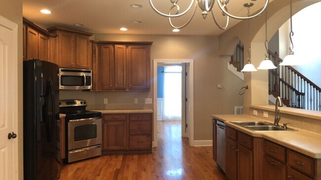 Building Photo - Magnificent Custom Home in Drakes Cove