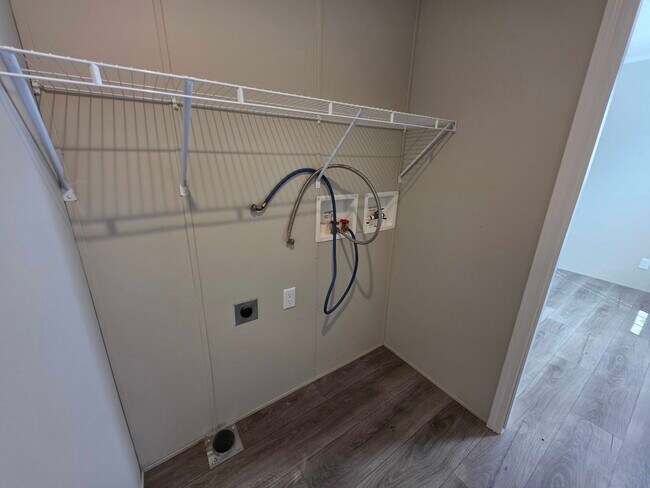 Building Photo - 3618 Juniper St