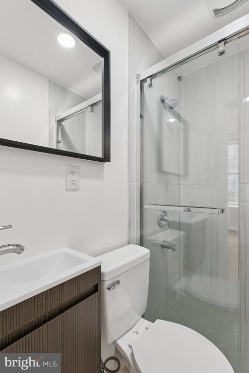 Building Photo - 1225 Spruce St