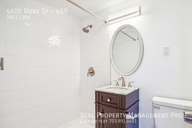 Building Photo - 4600 Duke St