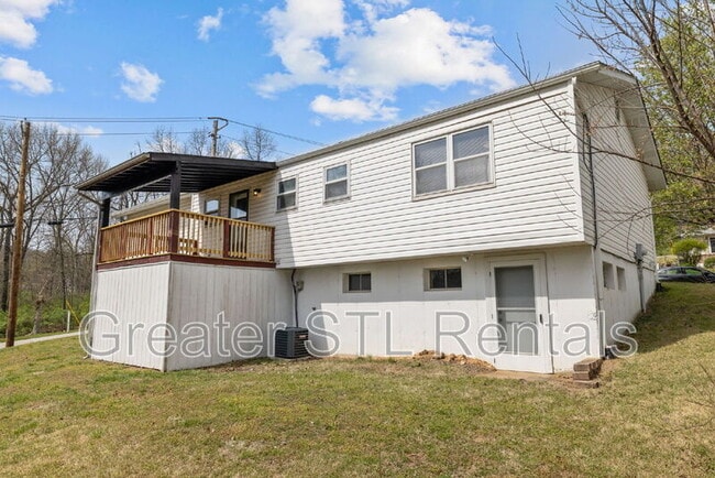 Building Photo - 702 Boca Chica Dr