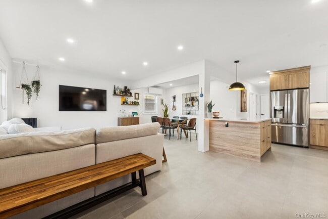 Building Photo - 139 Gibson Blvd