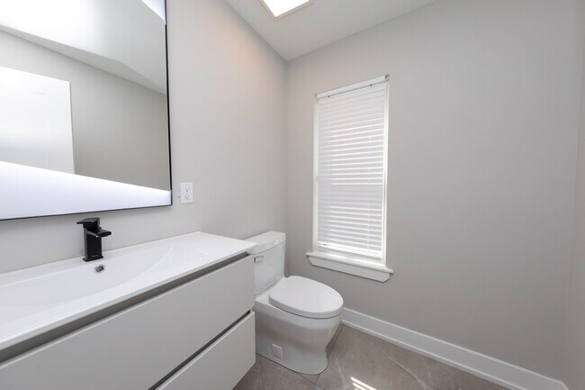 Building Photo - 2613 Cecil B. Moore Ave