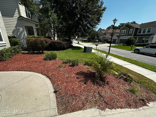 Building Photo - 12212 Angleterre Dr