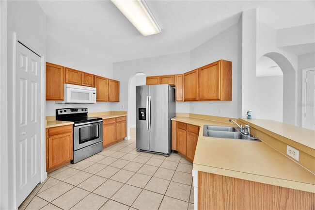 Building Photo - 164 Cork Way