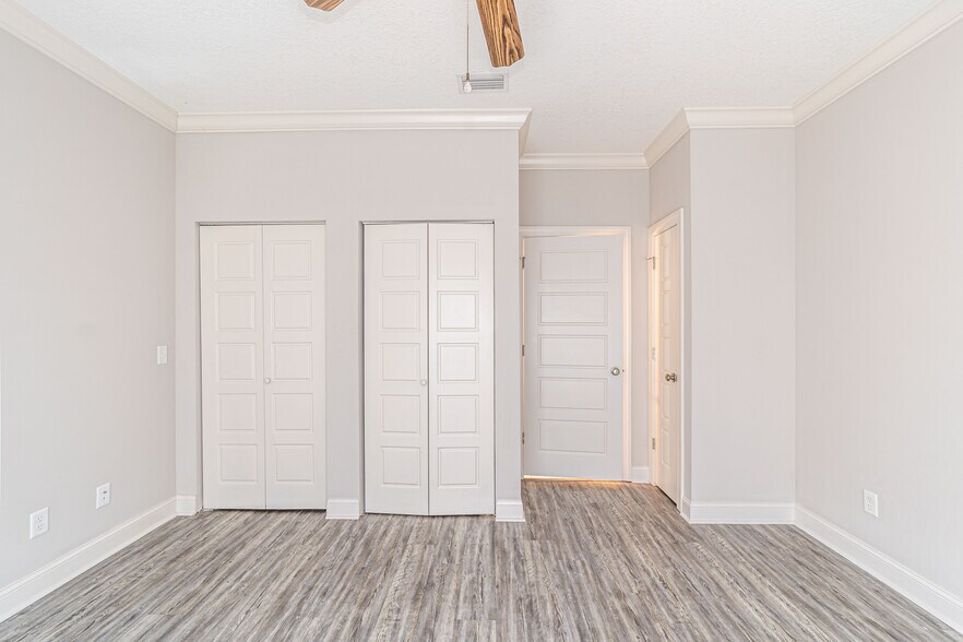 Building Photo - 155 Promenade Pl