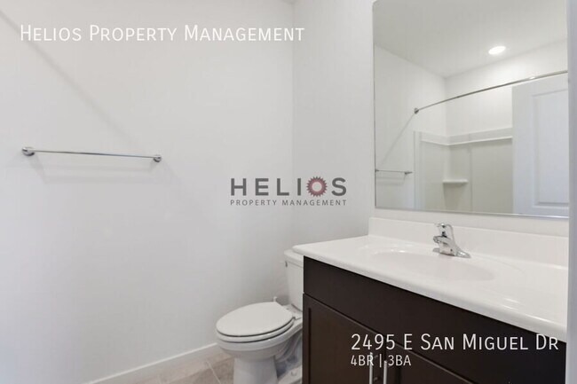 Building Photo - 2495 E San Miguel Dr