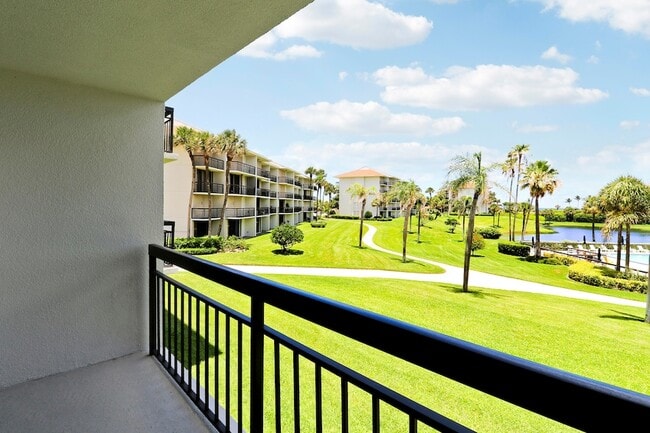 Building Photo - 401 S Seas Dr