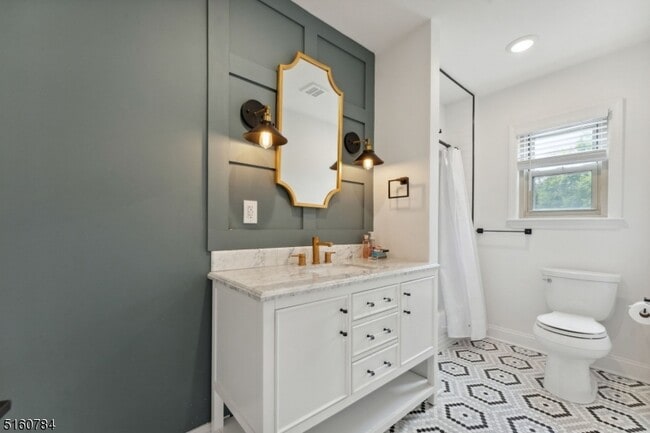 Building Photo - 31 Upper Mountain Ave