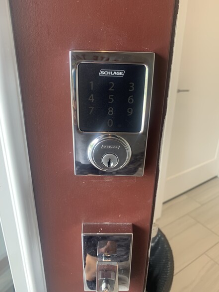Smart Deadbolt - 946 Highland Ave