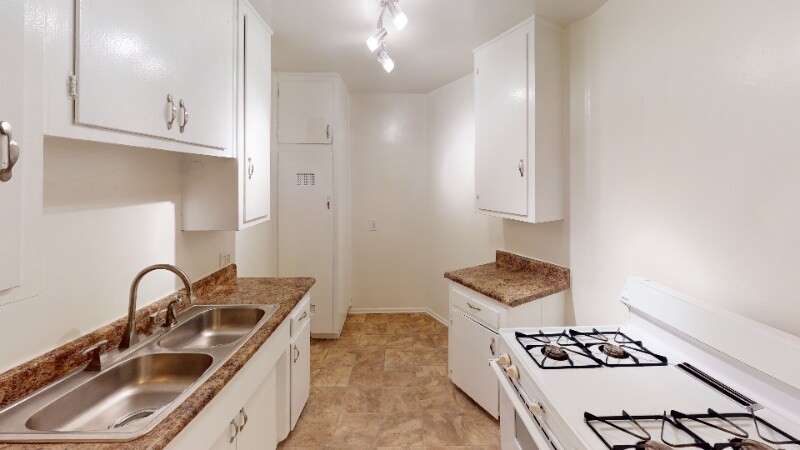 Building Photo - 11520 Cumpston St