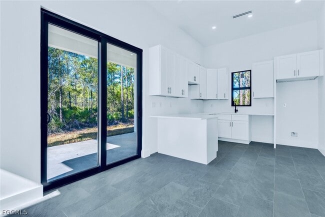 Building Photo - 1603 East 14th Street