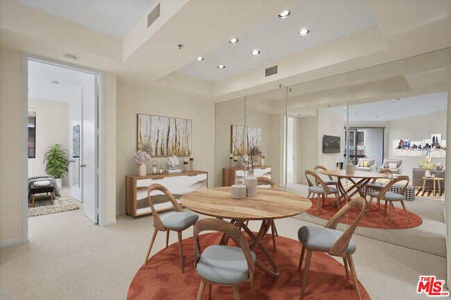 Building Photo - 2102 Century Park Ln