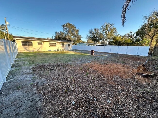 Building Photo - 5618 Aileen Dr