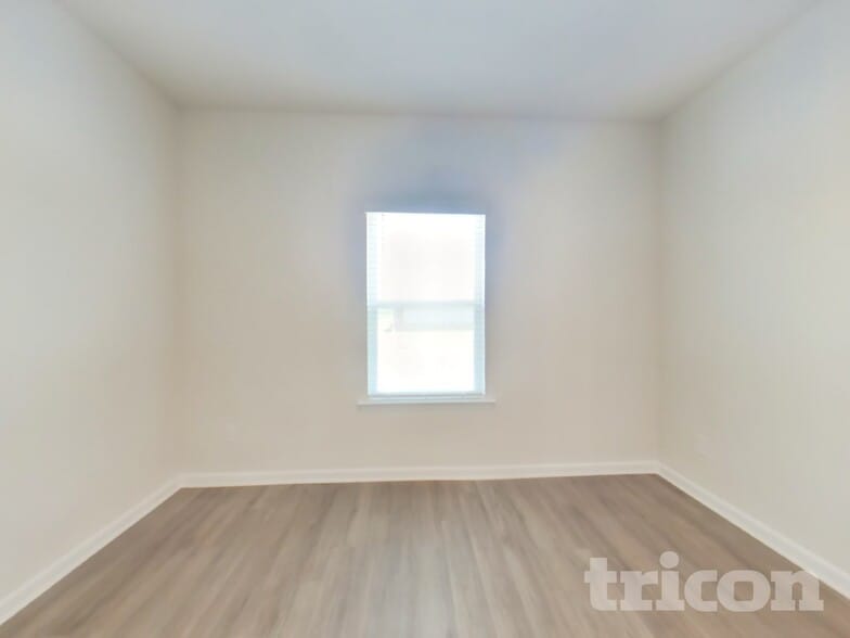 Building Photo - 1317 Deutz Dr