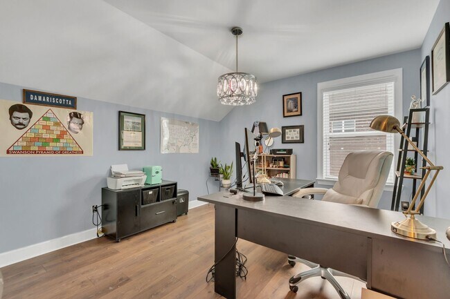 Building Photo - 1060 Harvey Springs Dr