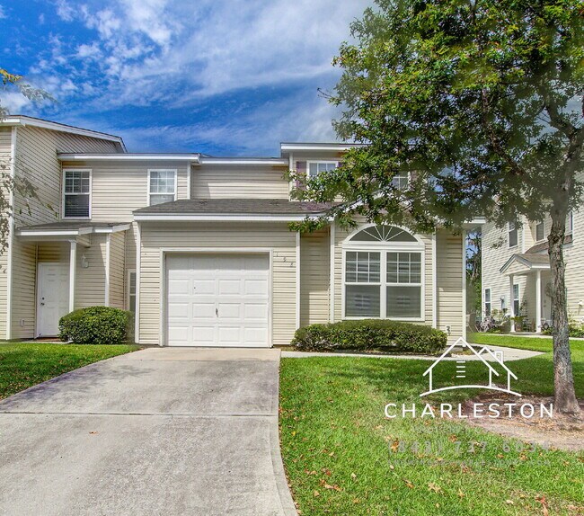 Primary Photo - 198 Grand Oaks Dr