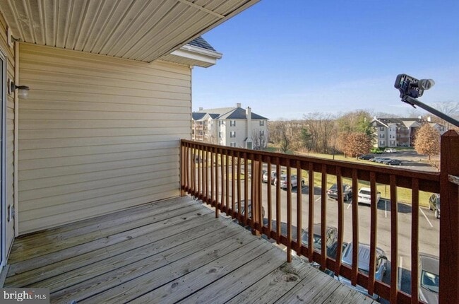 Building Photo - 157-110 Brookland Terrace