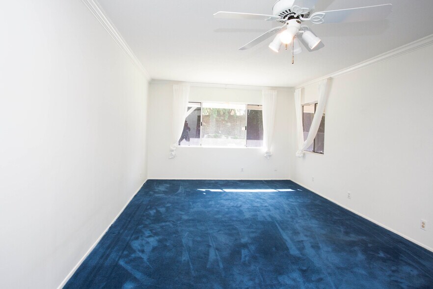 Master Bedroom - 5057 Shirley Ave