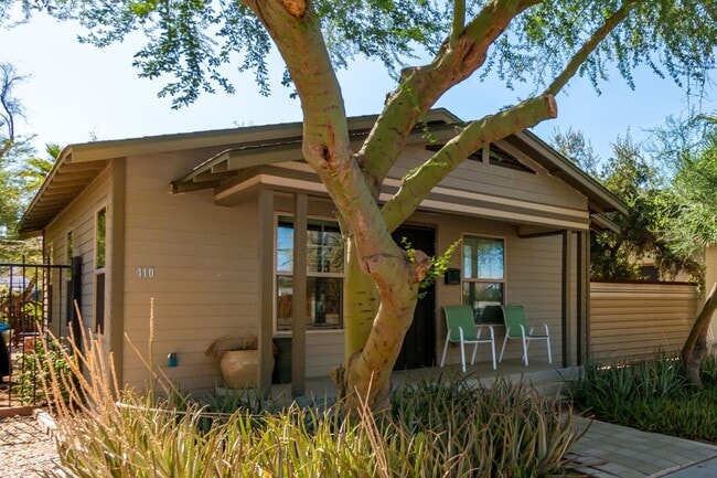 Building Photo - Charming Home in Garfield District – Renovated w/ Hardwood Floors, Granite Counters, In-Unit W/D ...