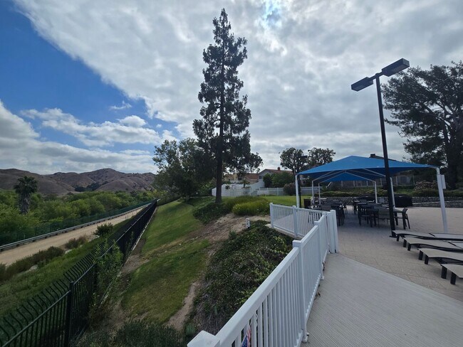 Building Photo - 4557 Feather River Rd