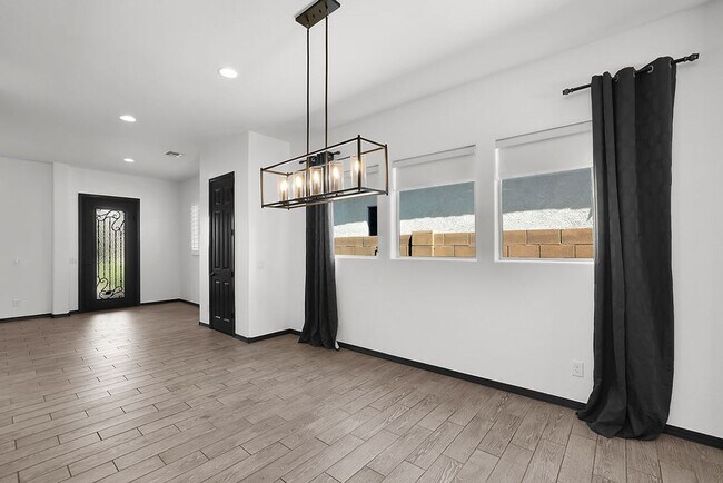 Building Photo - 369 W Glacier Bay Dr