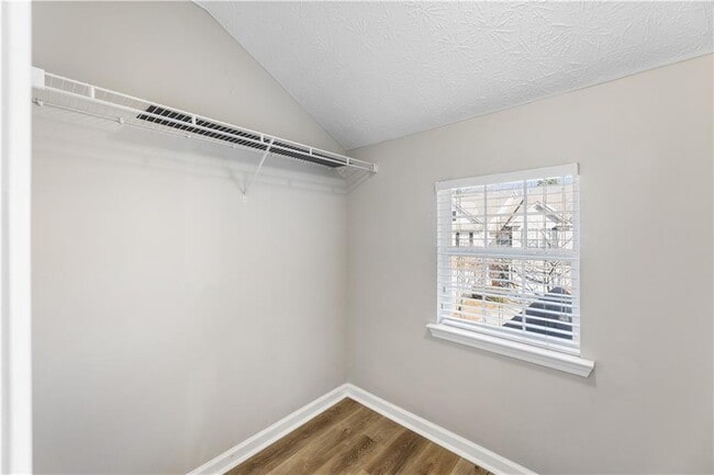 Building Photo - 4963 Vireo Dr