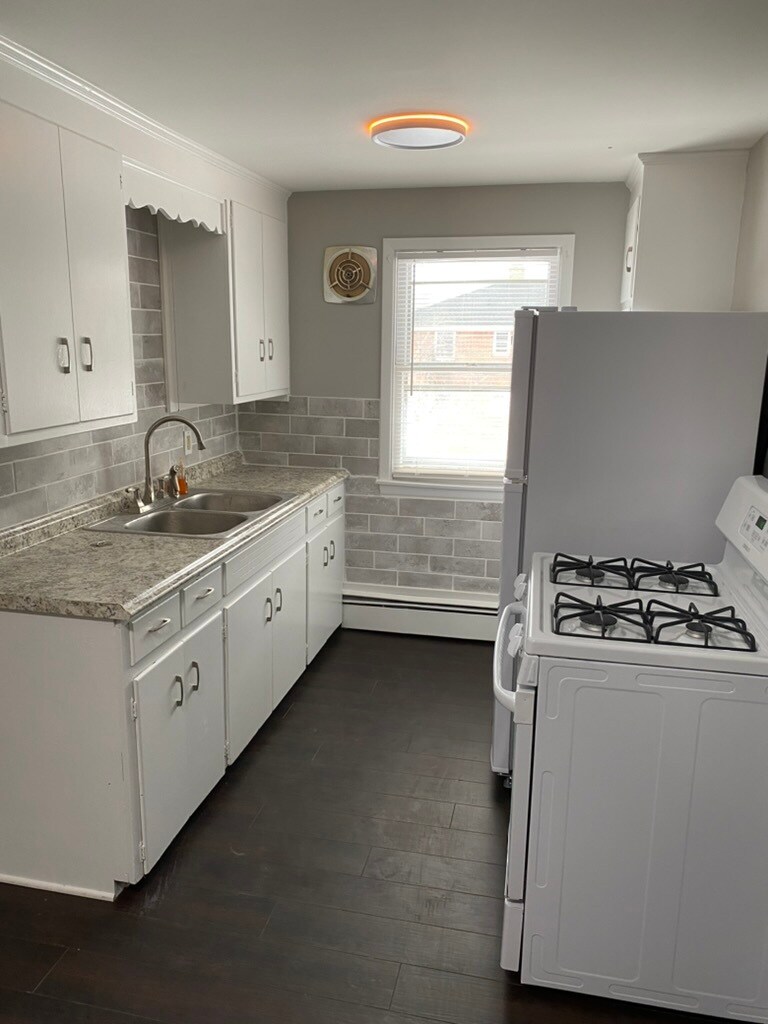 Updated Kitchen - 6062 Transit Rd