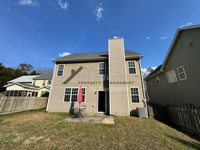 Building Photo - 3320 Forrestal Dr