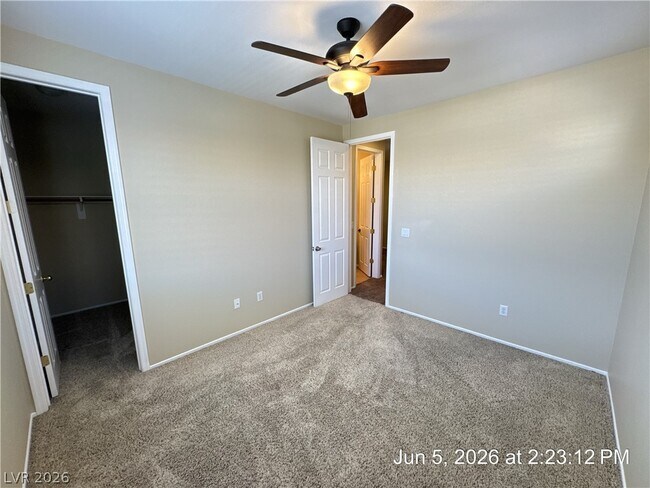 Building Photo - 3373 Osiana Ave