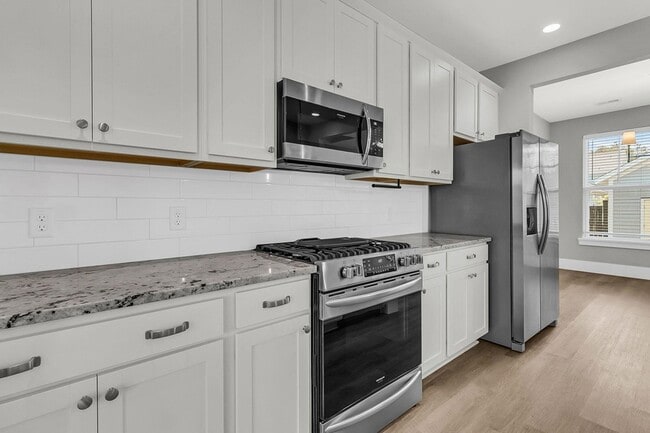 Building Photo - 313 Baritone Rd