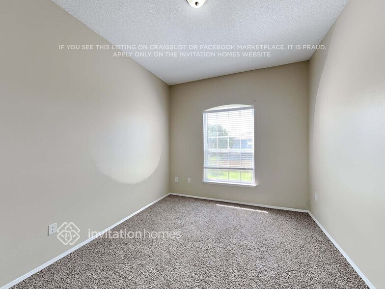 Building Photo - 13115 Canna Lily Dr