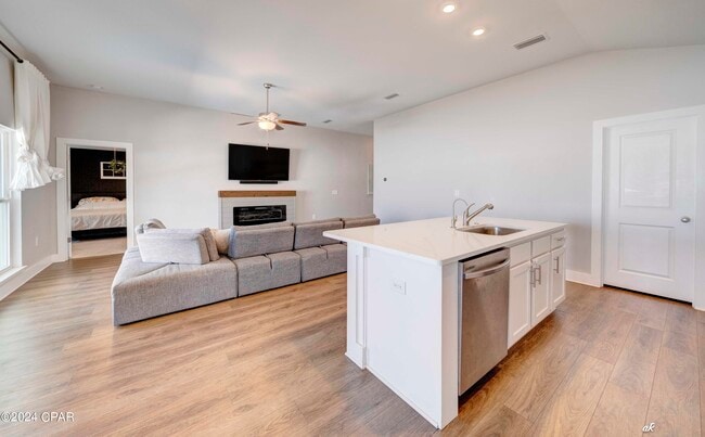 Building Photo - 295 Bayou Bend Ln
