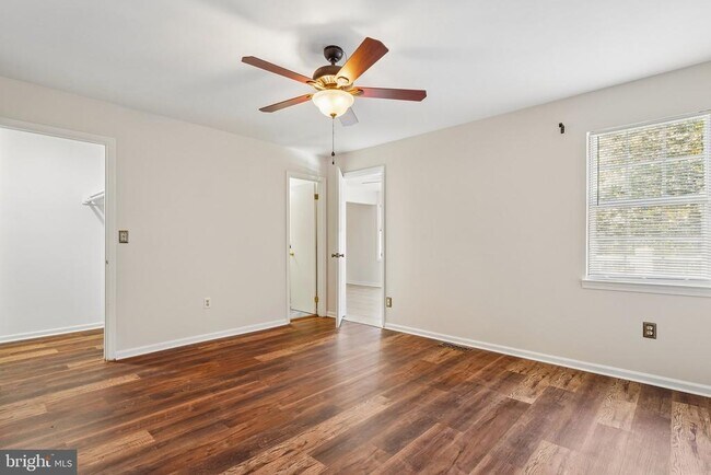 Building Photo - 2313 Westport Ln