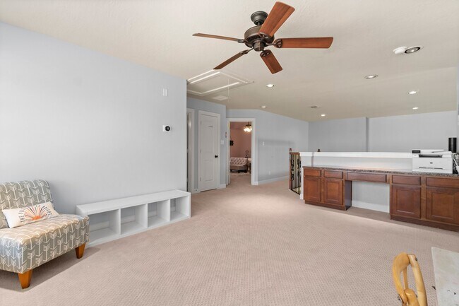 Building Photo - 27 N Arrow Canyon Cir