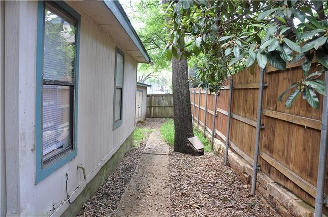 Building Photo - 7805 Topawa Cove
