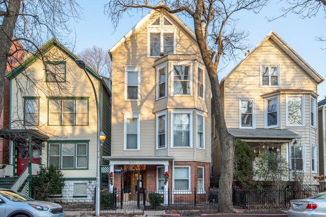 Building Photo - 3045 N Clifton Ave