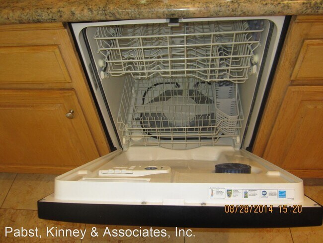 Building Photo - 4 br, 3 bath House - 14532 SOUTHFIELD DR.