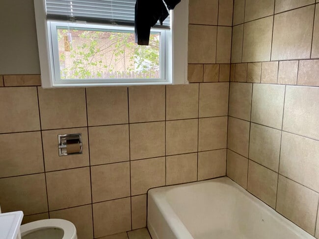 Building Photo - 2511 40th St