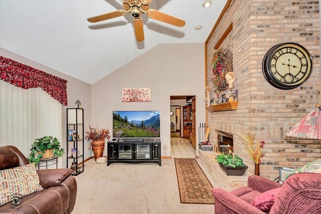 Building Photo - 15707 S Rte 59