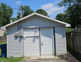 Building Photo - 4943 Indianola Ave