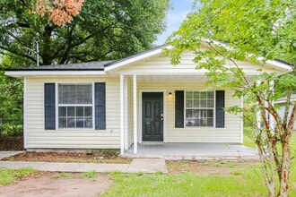 Building Photo - 1529 Spearing St