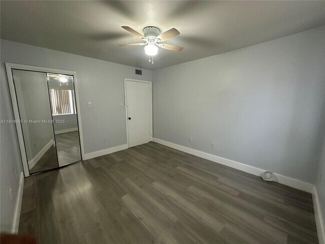 Building Photo - 15330 SW 106th Terrace