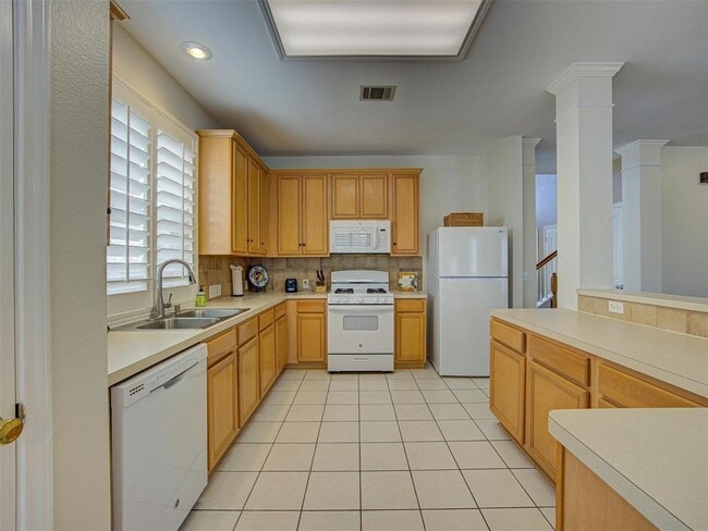 Building Photo - 2203 Kerr Trail