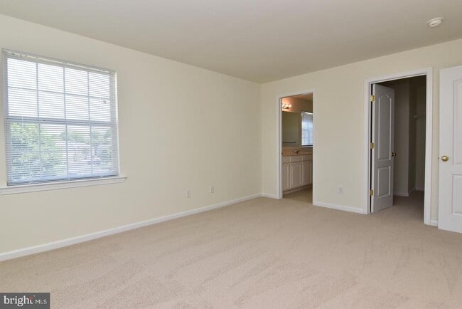 Building Photo - 1306 Caitlins Way