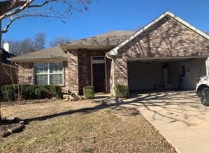 Building Photo - 15721 Wheelhorse Trail