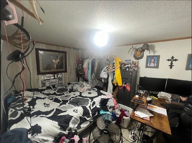 Building Photo - 216 Aztec Way