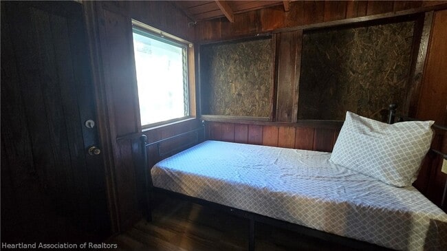 Building Photo - 44 Crawford Dr