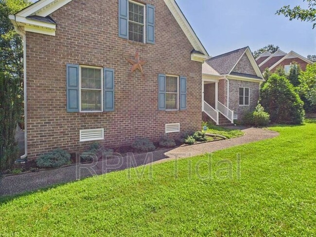 Building Photo - 4905 Burnley Dr
